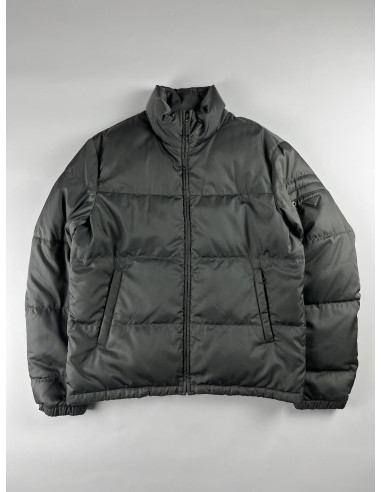 Prada Triangle Logo Grey Puffer Jacket FW 2011 - L ou a consommer sur place